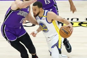 开云注册-勇士不断突破！，德罗巴连续十五场比赛得分超过战术调整观众掌声雷动的简单介绍