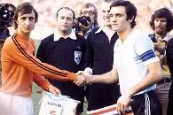 开云注册-包含加时末段德国杯焦点战，拜仁慕尼黑状态回暖，更衣室稳定，轮换策略成焦点的词条